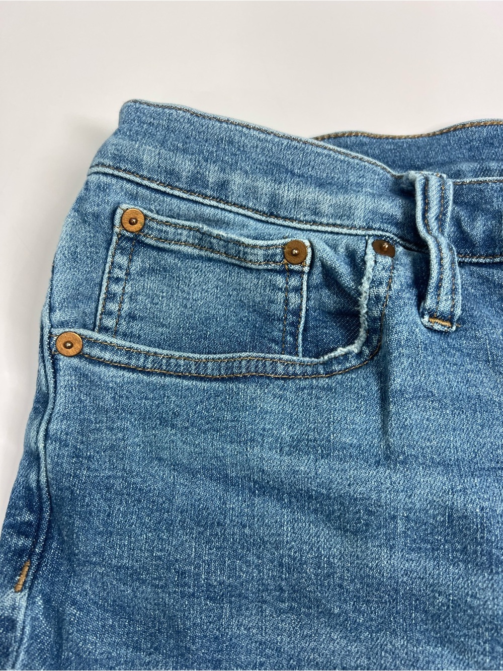 Madewell Denim Jeans - Picture 3 of 8